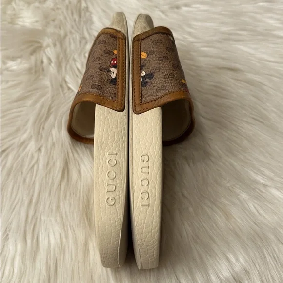 GUCCI x DISNEY Rare Printed Slides - Picture 6 of 16